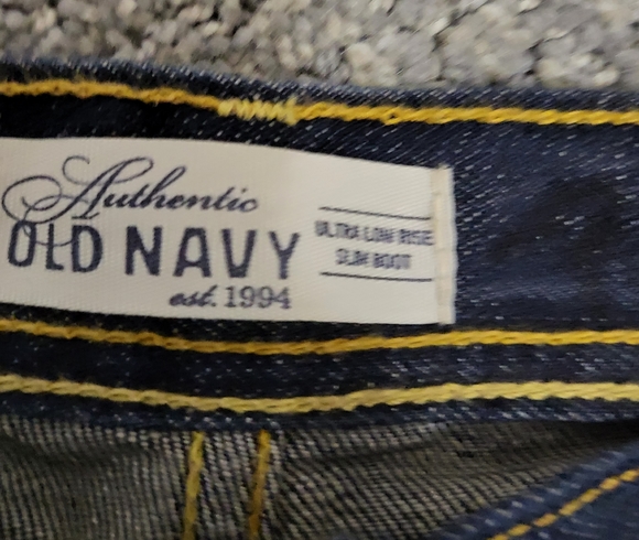 OLD NAVY JEANS - Picture 2 of 3